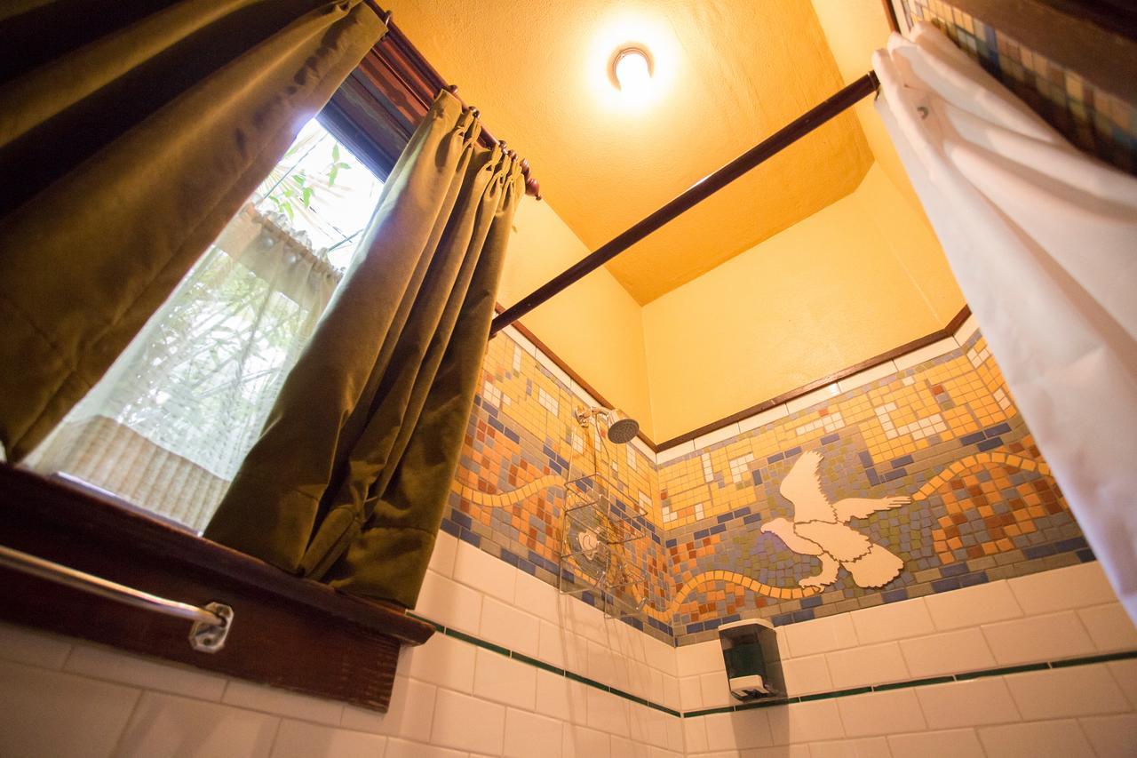 Mcmenamins White Eagle Rock & Roll Hotel Portland Dış mekan fotoğraf