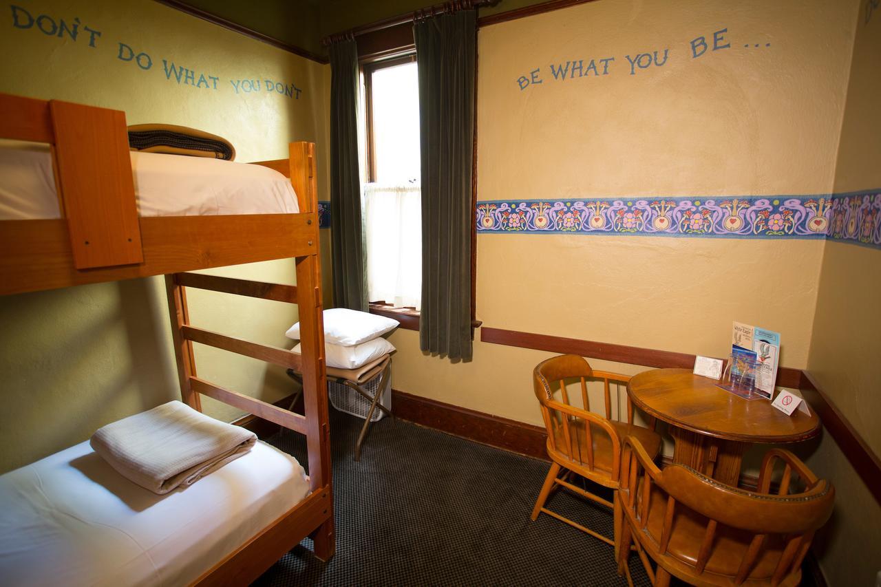 Mcmenamins White Eagle Rock & Roll Hotel Portland Dış mekan fotoğraf